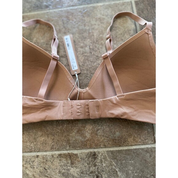 Skims Wireless Form T-shirt Bra Ochre Size 32B - Picture 6 of 9